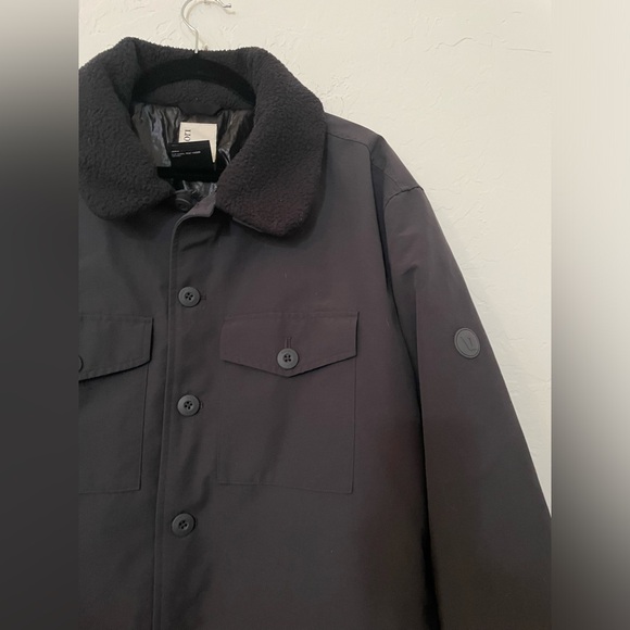 Vuori Men’s XL charcoal insulated jacket. EUC - Picture 8 of 12